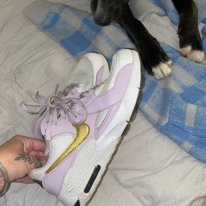 Nike Air - Size 5.5y (7.5women)